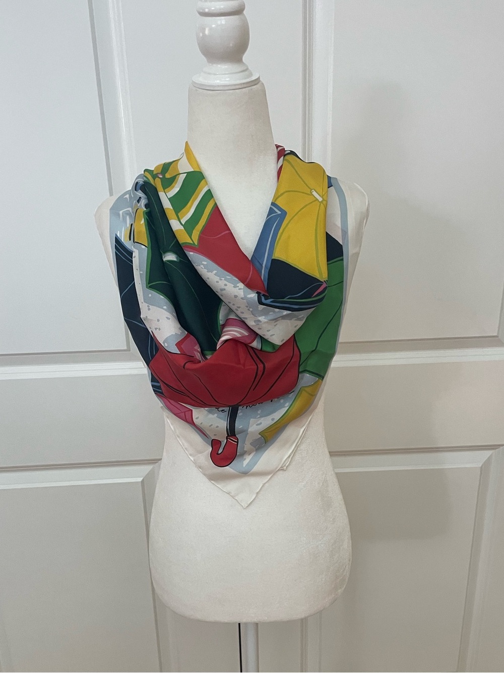 Kate Spade New York 100% Silk Umbrella Print Square Scarf NWT